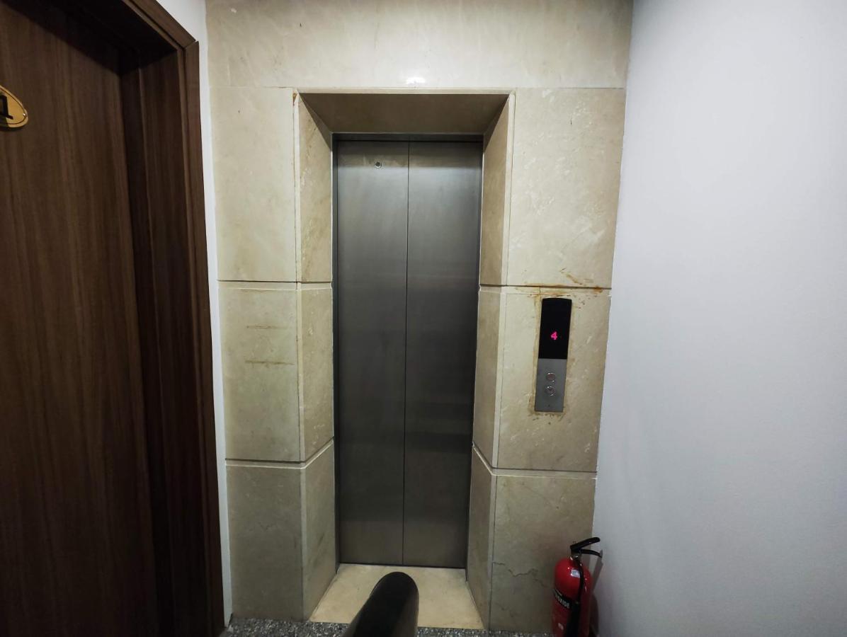 Zody House Hotel Hanoi Buitenkant foto